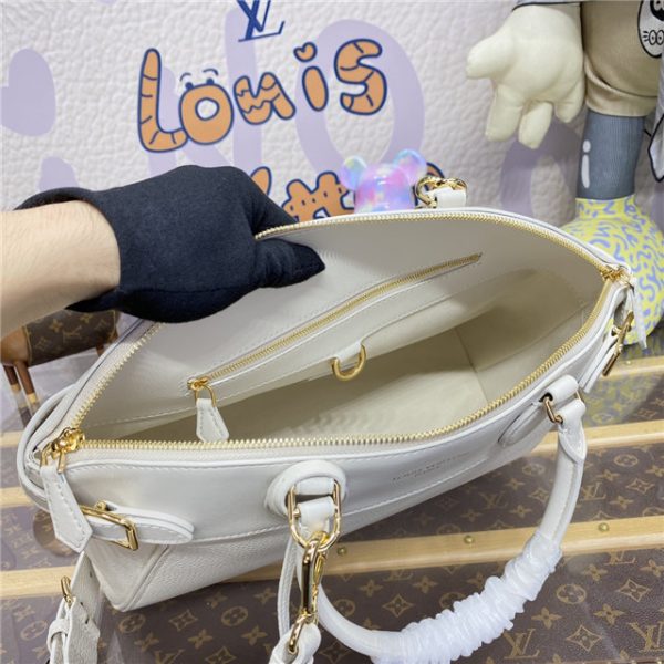 Louis Vuitton Vendome MM M23061 Cream